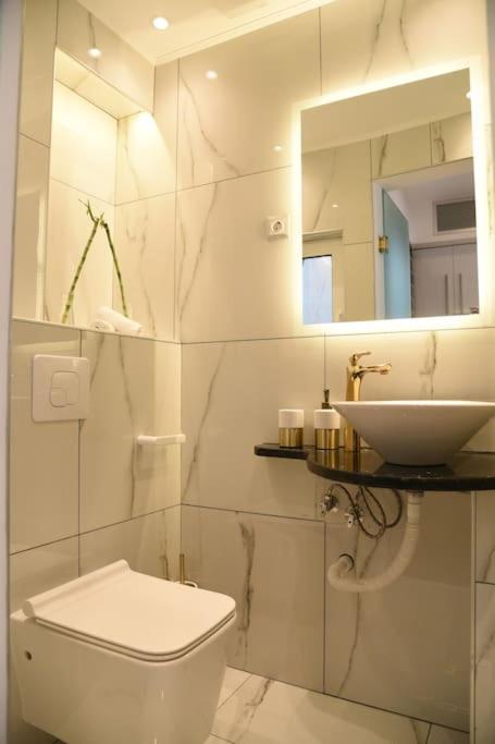 Syntagma Square, 30Sqm Nikis Luxurious Studio Athens Ngoại thất bức ảnh